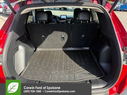 Used 2020 Ford Escape Titanium AWD/4WD image 19