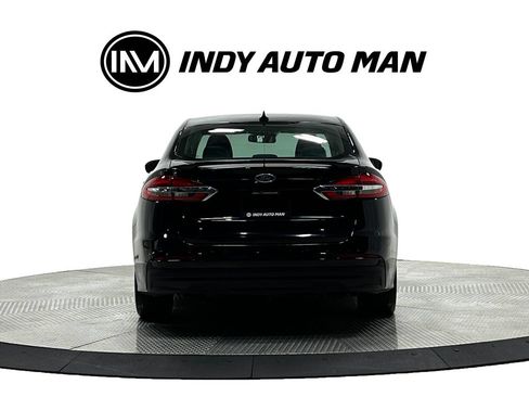 Used 2019 Ford Fusion Titanium FWD image 5