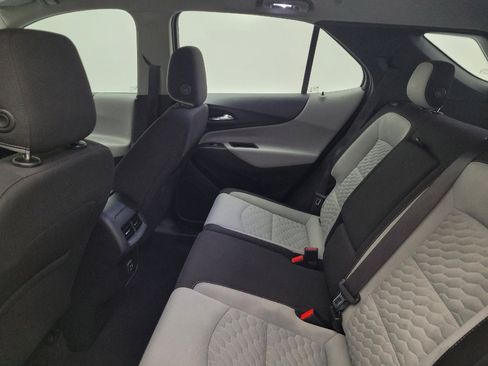 Used 2019 Chevrolet Equinox LS AWD/4WD image 18