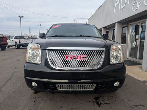 Used 2010 GMC Yukon XL Denali image 3