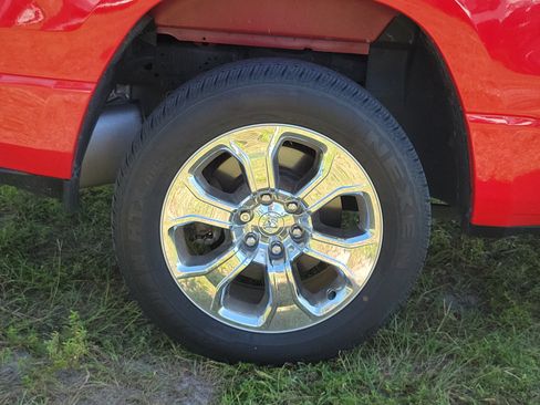 Used 2024 RAM 1500 Big Horn RWD image 5