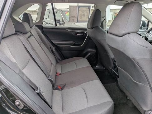Used 2024 Toyota RAV4 XLE AWD/4WD image 7
