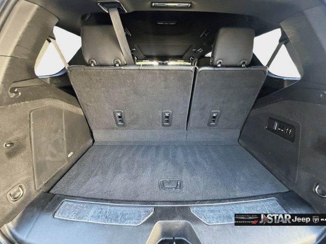 Used 2023 Cadillac Escalade Sport AWD/4WD image 28