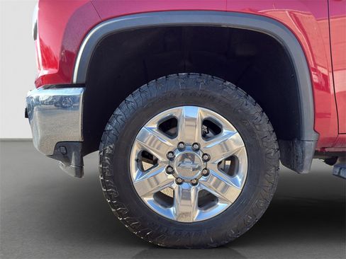 Used 2020 Chevrolet Silverado 2500 LTZ w/ LTZ Plus Package image 5