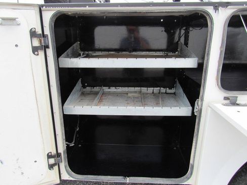 Used 2022 RAM 3500 Tradesman w/ Chrome Appearance Group AWD/4WD image 28