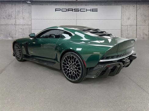 Used 2024 Aston Martin Valour RWD image 3