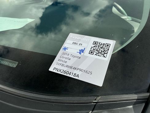 Used 2019 Toyota Corolla LE image 24