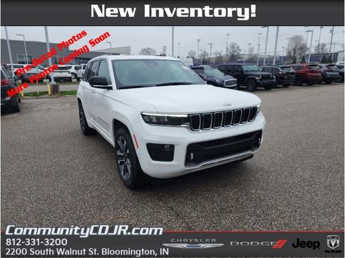Used 2023 Jeep Grand Cherokee Overland w/ Luxury Tech Group IV image 1