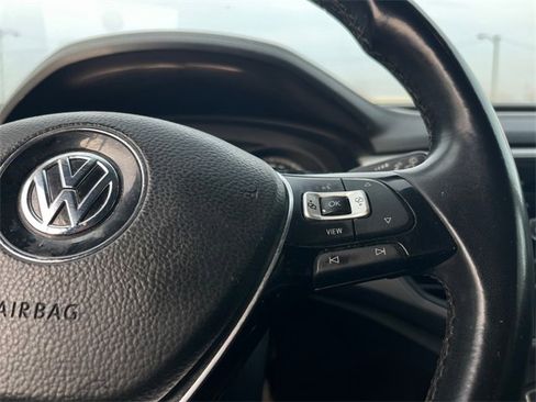 Used 2019 Volkswagen Atlas SE image 14