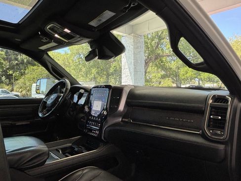 Used 2019 RAM 2500 Limited AWD/4WD image 33