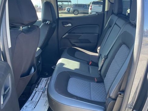 Used 2017 Chevrolet Colorado Z71 image 13