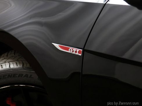 Used 2018 Volkswagen GTI S image 38
