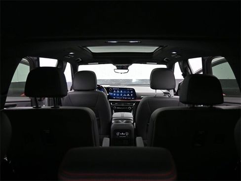 Used 2024 Chevrolet Traverse RS w/ LPO, Floor Liner Package image 47