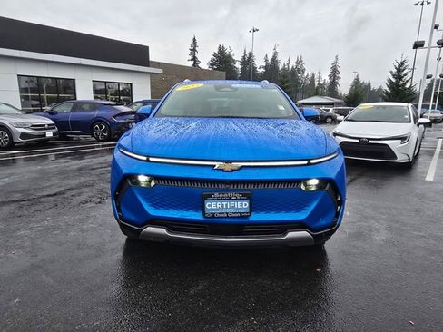 Certified 2025 Chevrolet Equinox EV LT w/ Convenience Package image 10