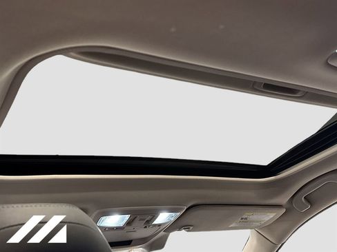 Used 2019 Subaru Outback 3.6R Limited image 24