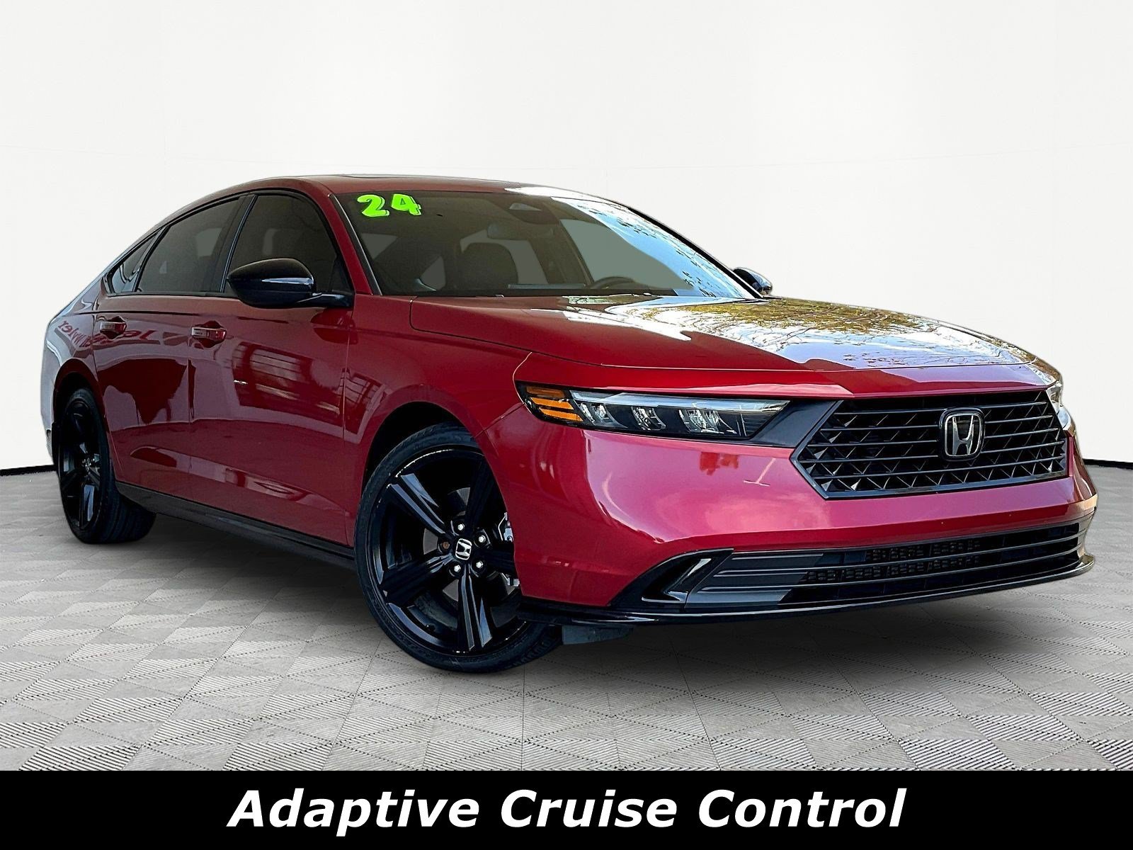 Used 2024 Honda Accord Sport image 3