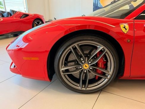 Used 2018 Ferrari 488 Spider RWD image 34