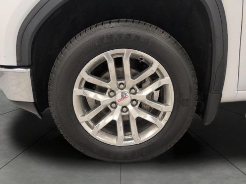 Used 2019 GMC Sierra 1500 SLT w/ SLT Convenience Package AWD/4WD image 3