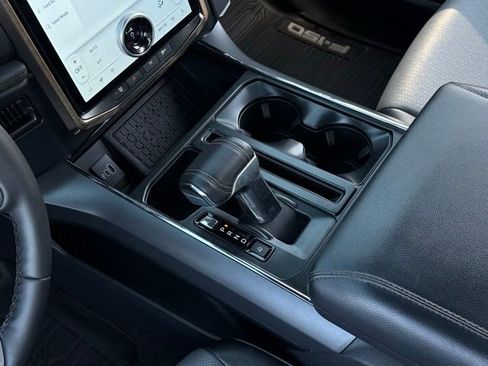 Used 2025 Ford F150 Lightning Lariat AWD/4WD image 29