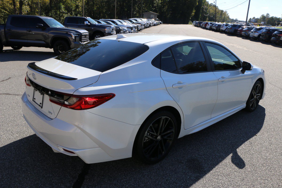 Used 2026 Toyota Camry XSE FWD image 8