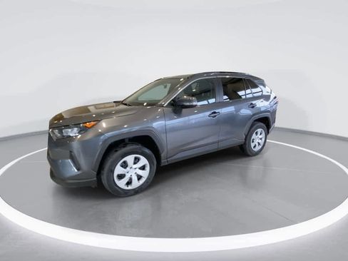 Certified 2021 Toyota RAV4 LE image 4