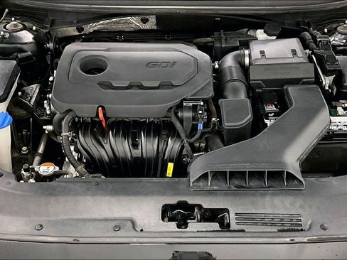 Used 2018 Hyundai Sonata SE image 12