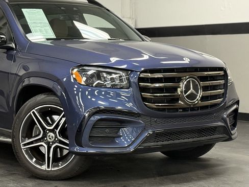 Certified 2025 Mercedes-Benz GLS 450 GLS 450 image 3