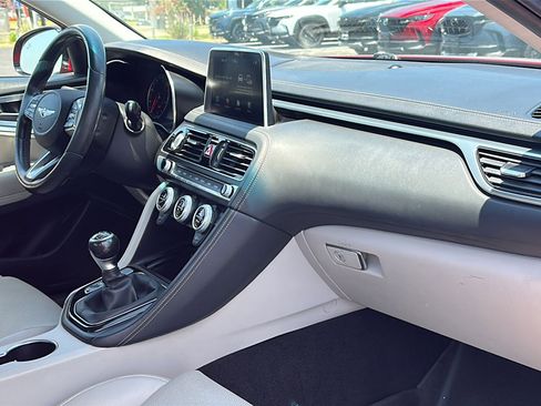 Used 2019 Genesis G70 2.0T Sport RWD image 23