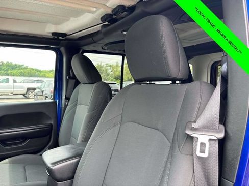 Used 2018 Jeep Wrangler Unlimited Sport S AWD/4WD image 6