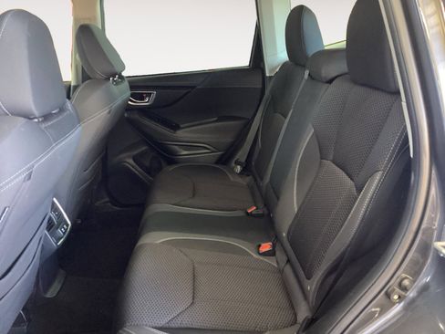 Certified 2023 Subaru Forester Premium AWD/4WD image 13