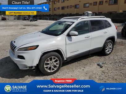 Used 2014 Jeep Cherokee Latitude w/ Comfort/Convenience Group