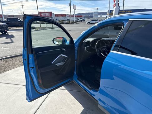 Used 2023 Audi Q3 2.0T Premium image 10