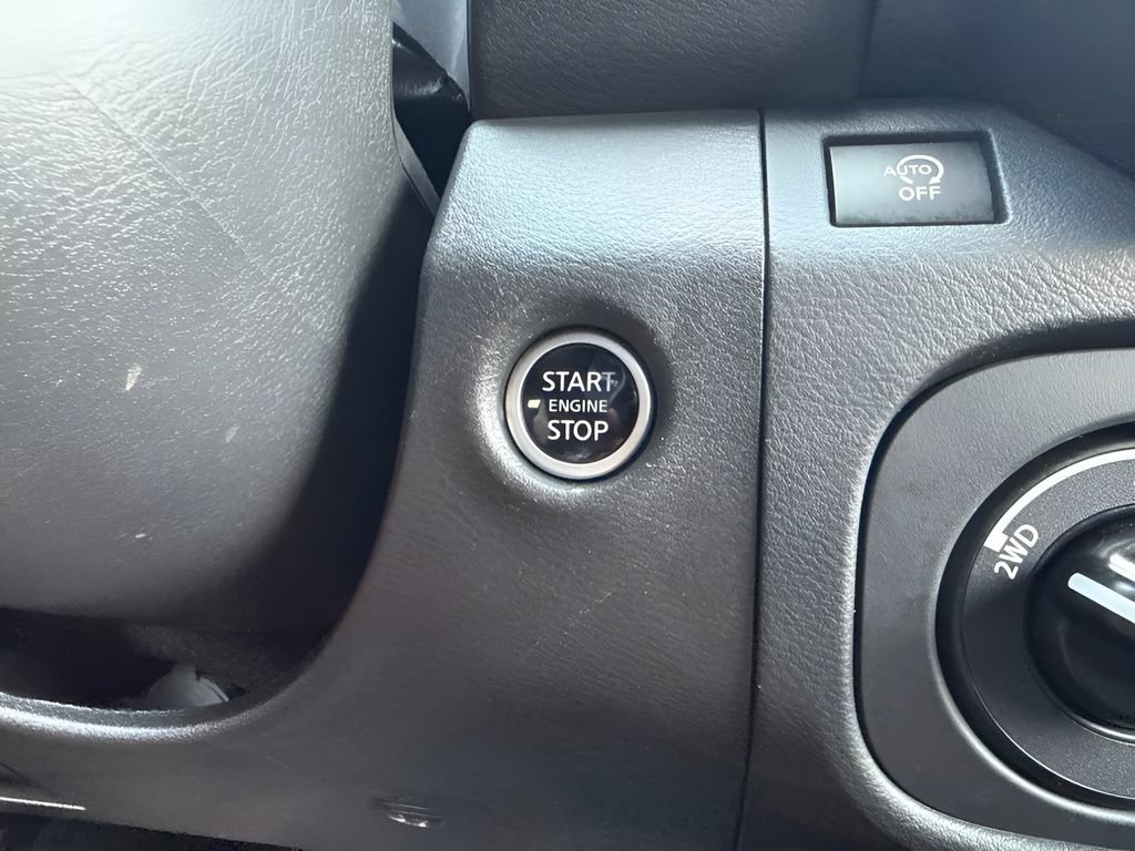 Used 2025 Nissan Frontier PRO-4X w/ Interior Protection Package AWD/4WD image 18