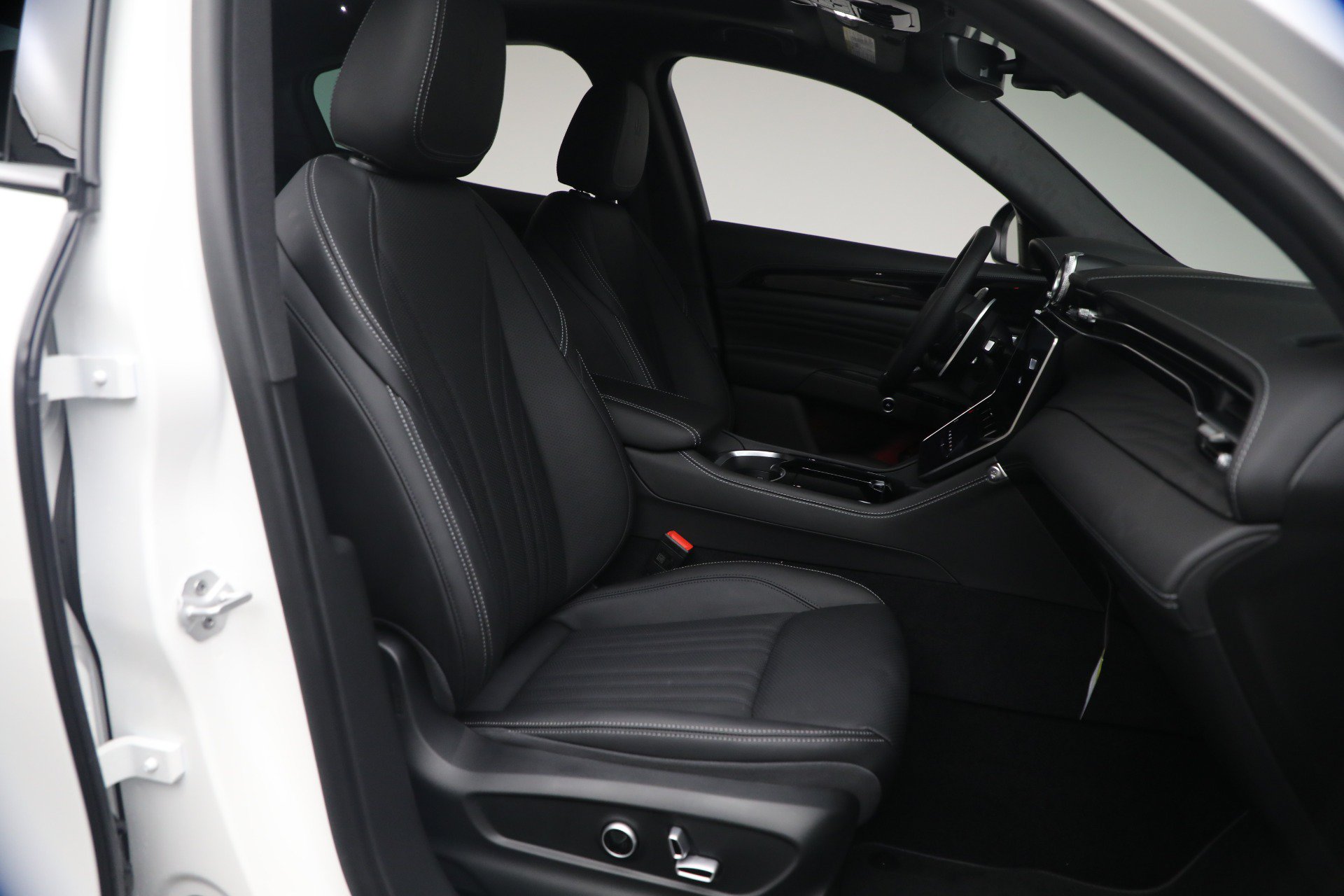 New 2026 Maserati Grecale Modena AWD/4WD image 17