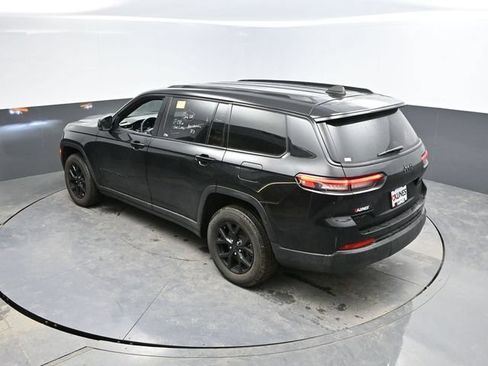 Used 2024 Jeep Grand Cherokee L Laredo AWD/4WD image 44