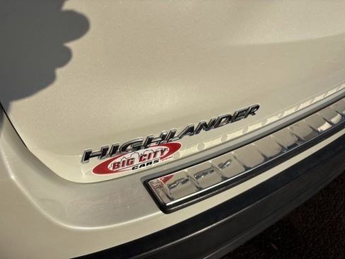 Used 2018 Toyota Highlander XLE image 49