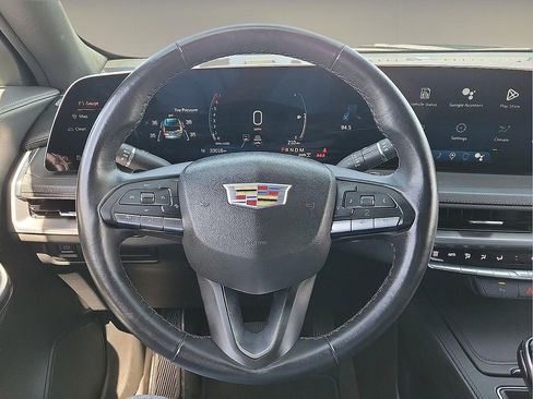 Certified 2025 Cadillac XT4 Premium Luxury AWD/4WD image 18