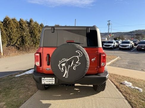 Used 2024 Ford Bronco Black Diamond image 5
