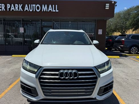 Used 2018 Audi Q7 3.0T Prestige w/ Prestige Package AWD/4WD image 2