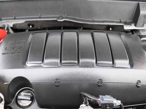 Used 2017 Chevrolet Traverse LS image 45