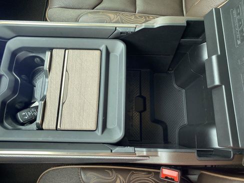 Used 2025 RAM 1500 Limited w/ Trailer Tow Group image 21