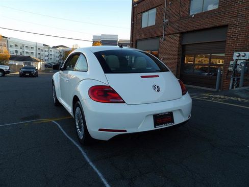 Used 2013 Volkswagen Beetle 2.5 image 5
