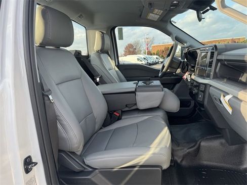 New 2026 Ford F350 XL w/ XL Chrome Package image 5