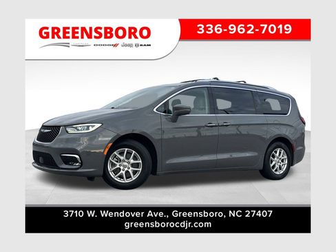 Used 2021 Chrysler Pacifica Touring-L image 1