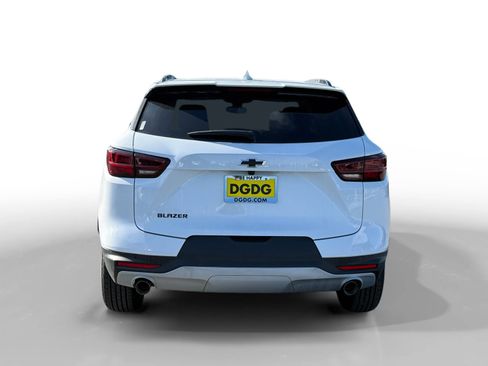 New 2026 Chevrolet Blazer LT w/ Midnight/Sport Edition image 4