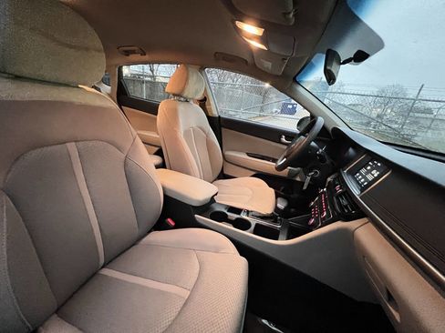 Used 2018 Kia Optima LX w/ Convenience Package image 16