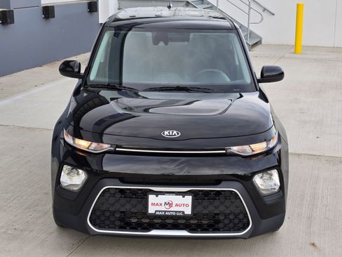 Used 2021 Kia Soul S image 3