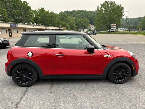 Used 2017 MINI Cooper S FWD image 9