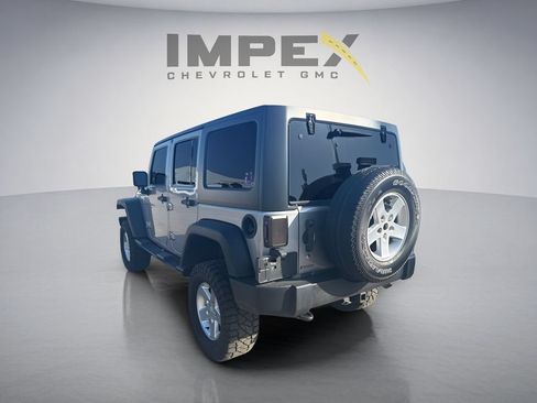 Used 2017 Jeep Wrangler Unlimited Sport w/ Quick Order Package 24S AWD/4WD image 3