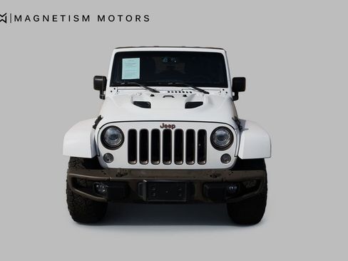 Used 2017 Jeep Wrangler Unlimited Sahara image 5